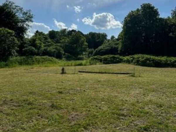 12 South St, Cheshire, MA 01225