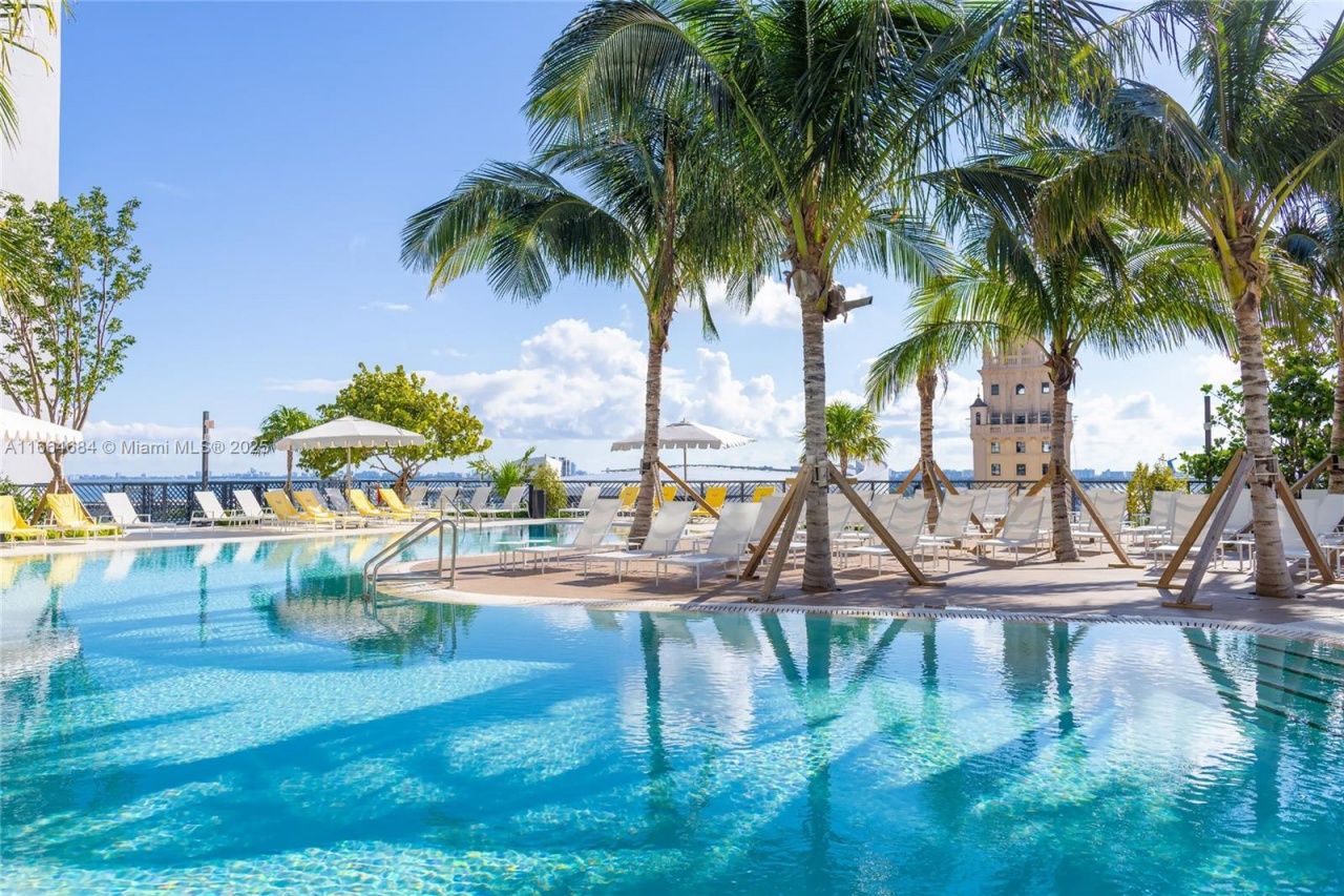 601 NE 1 St, Unit 2716, Miami, FL 33132 Photo