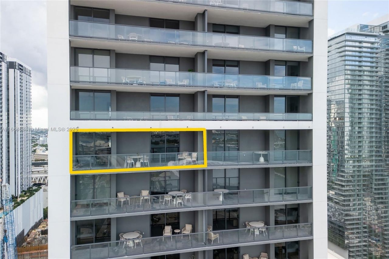 601 NE 1 St, Unit 2716, Miami, FL 33132 Photo