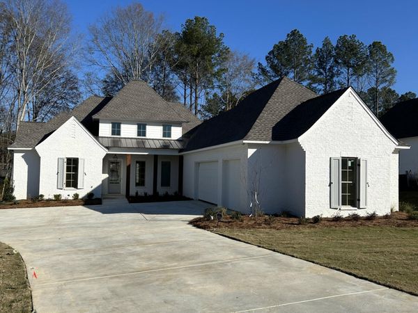 304 Lois Court, Madison, MS 39110