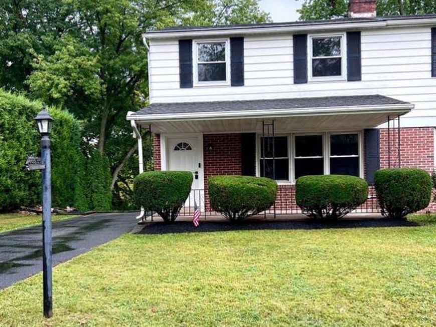 1424 Commonwealth Boulevard, Reading, PA 19607 Main Photo