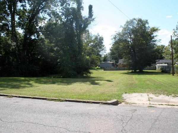 715 Finley Street, Dyersburg, TN 38024