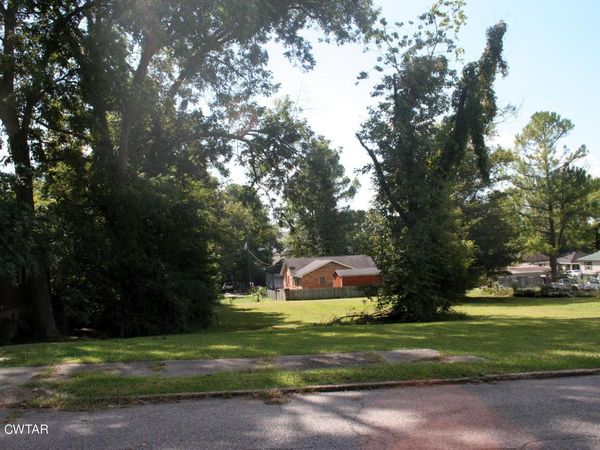 719 Finley Street, Dyersburg, TN 38024