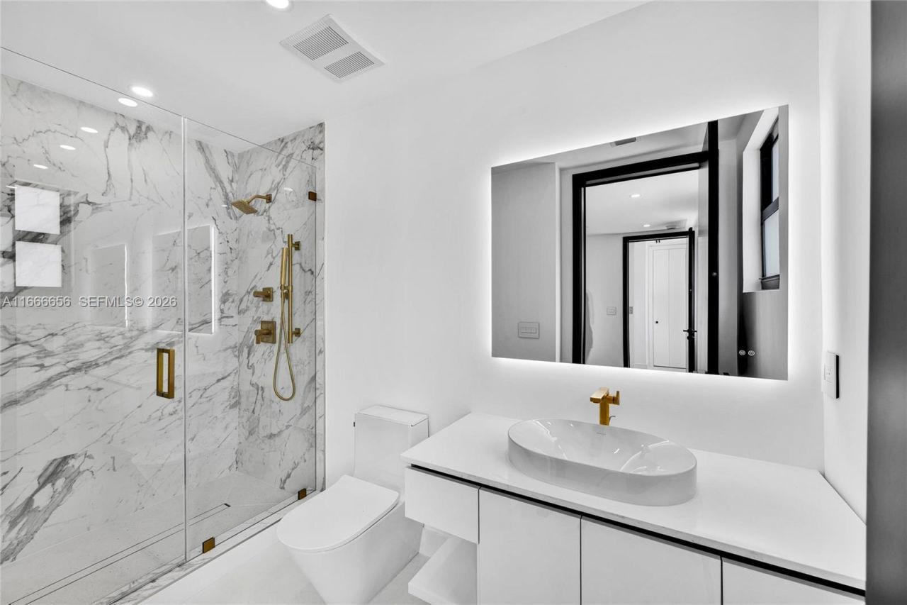 3222 NE 7th St, Unit 2, Pompano Beach, FL 33062 Photo