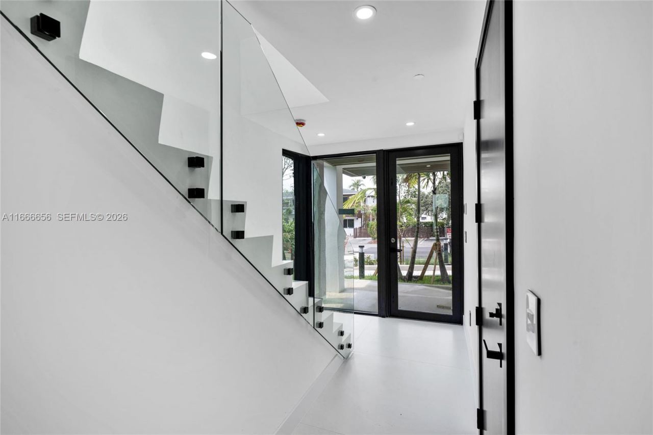 3222 NE 7th St, Unit 2, Pompano Beach, FL 33062 Photo