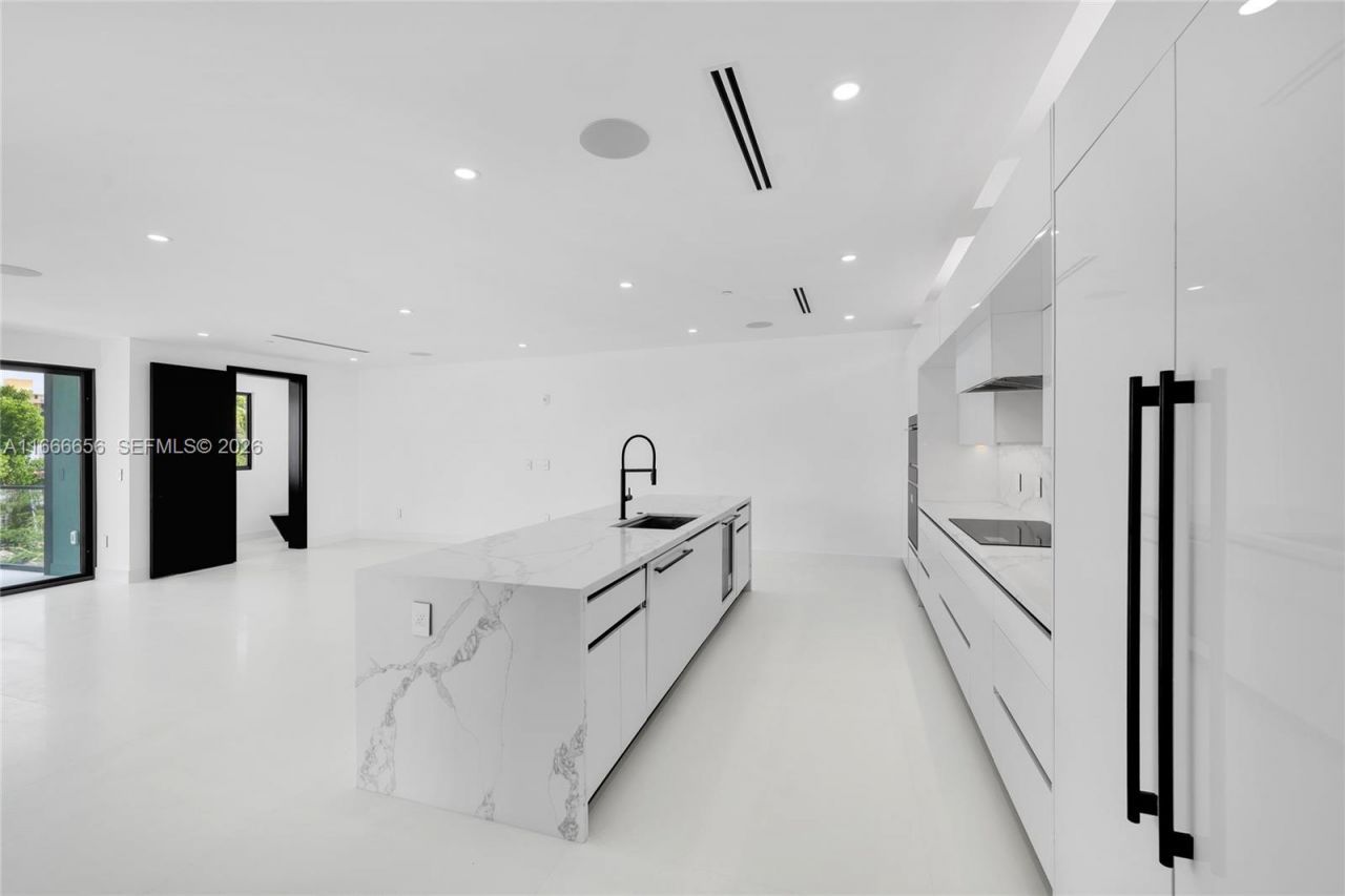 3222 NE 7th St, Unit 2, Pompano Beach, FL 33062 Photo