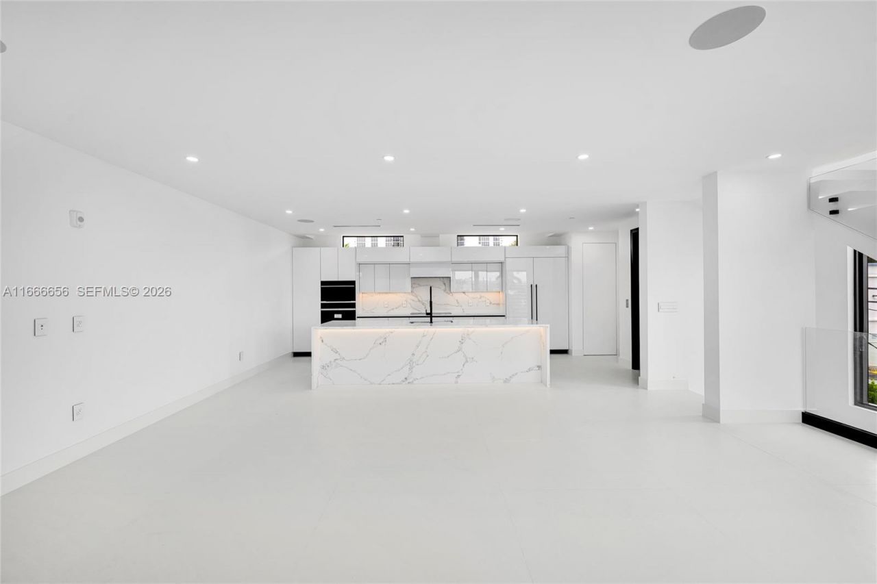 3222 NE 7th St, Unit 2, Pompano Beach, FL 33062 Photo