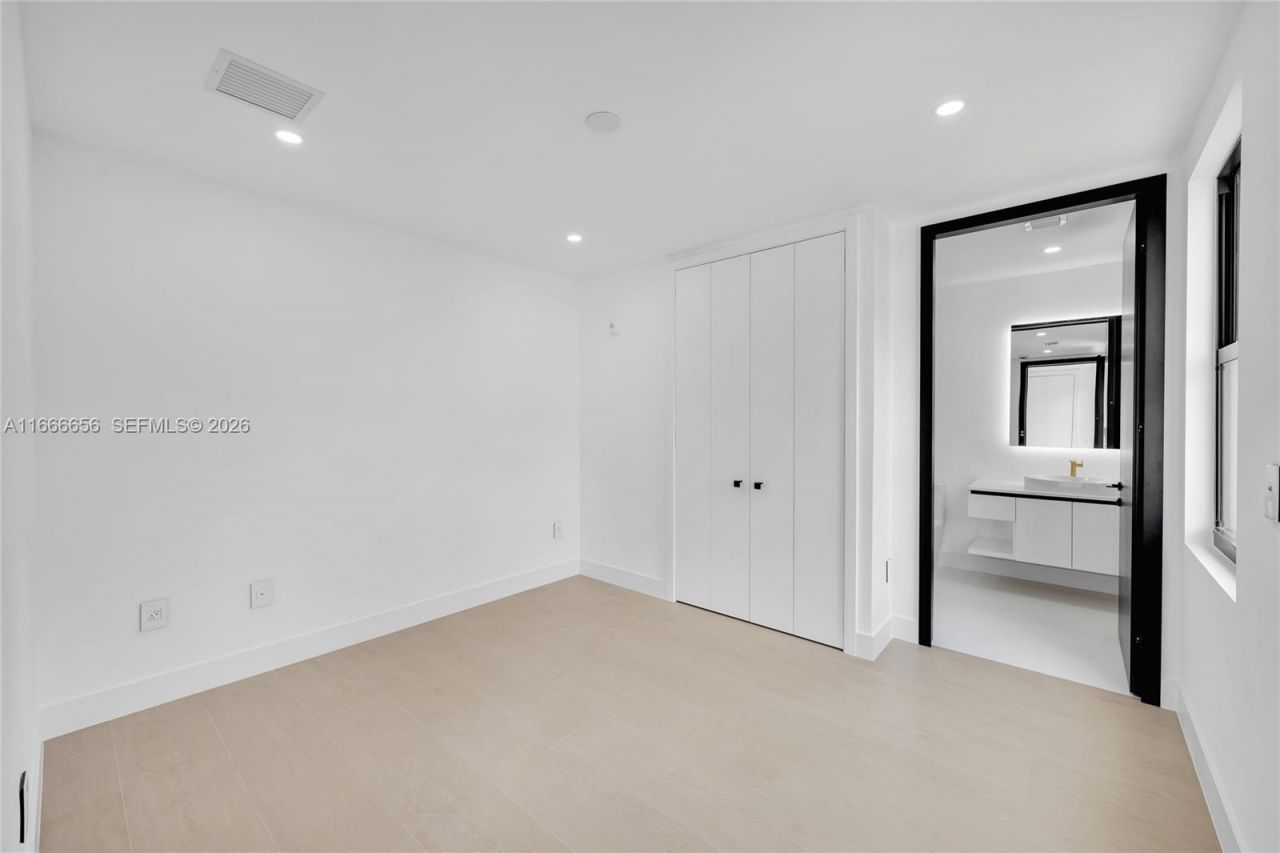 3222 NE 7th St, Unit 2, Pompano Beach, FL 33062 Photo