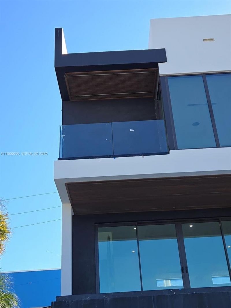 3222 NE 7th St, Unit 2, Pompano Beach, FL 33062 Photo