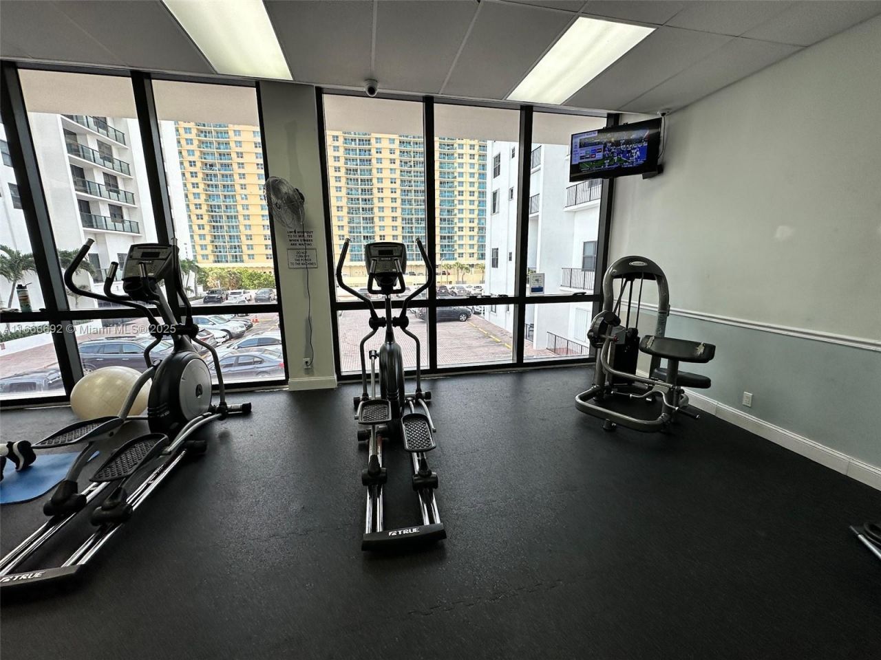 2201 S Ocean Dr, Unit 904, Hollywood, FL 33019 Photo