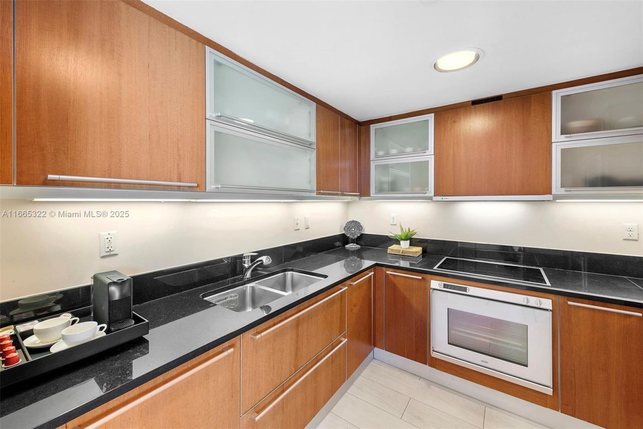 101 20th St, Unit 2604, Miami Beach, FL 33139 Photo