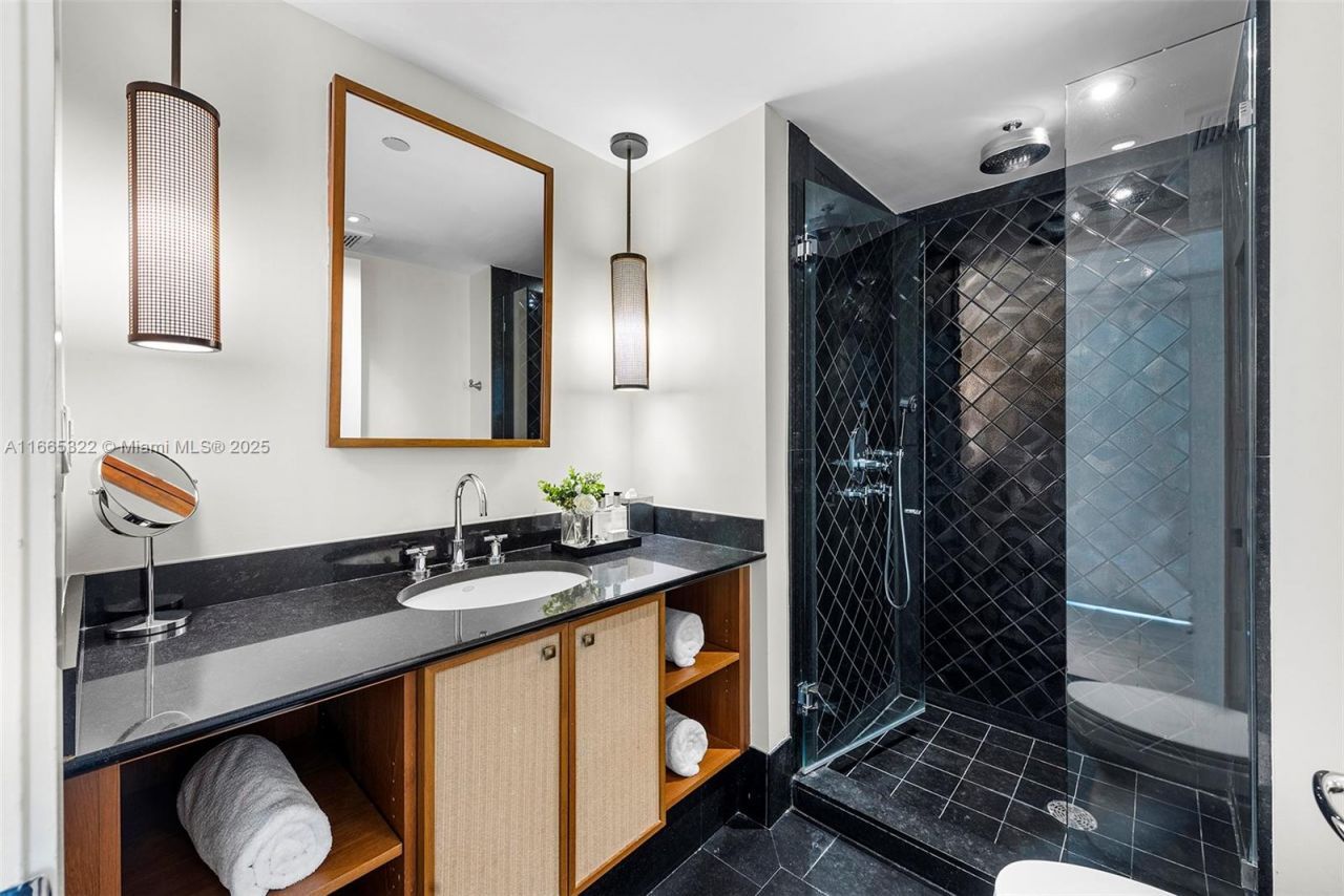 101 20th St, Unit 2604, Miami Beach, FL 33139 Photo