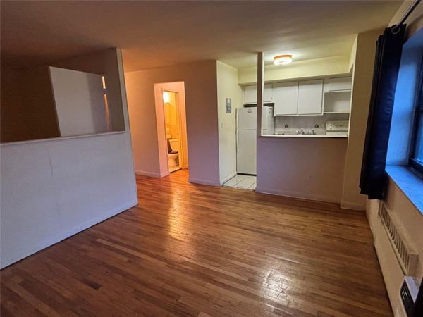 2545 Sedgwick Avenue, Unit 6F, Bronx, NY 10468