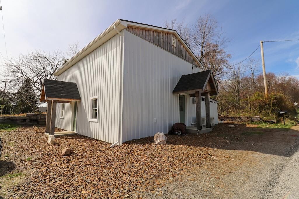 110 Merifield Rd Nw, Willis, VA 24380 Main Photo