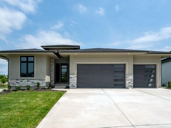 25086 W 112th Street, Olathe, KS 66061