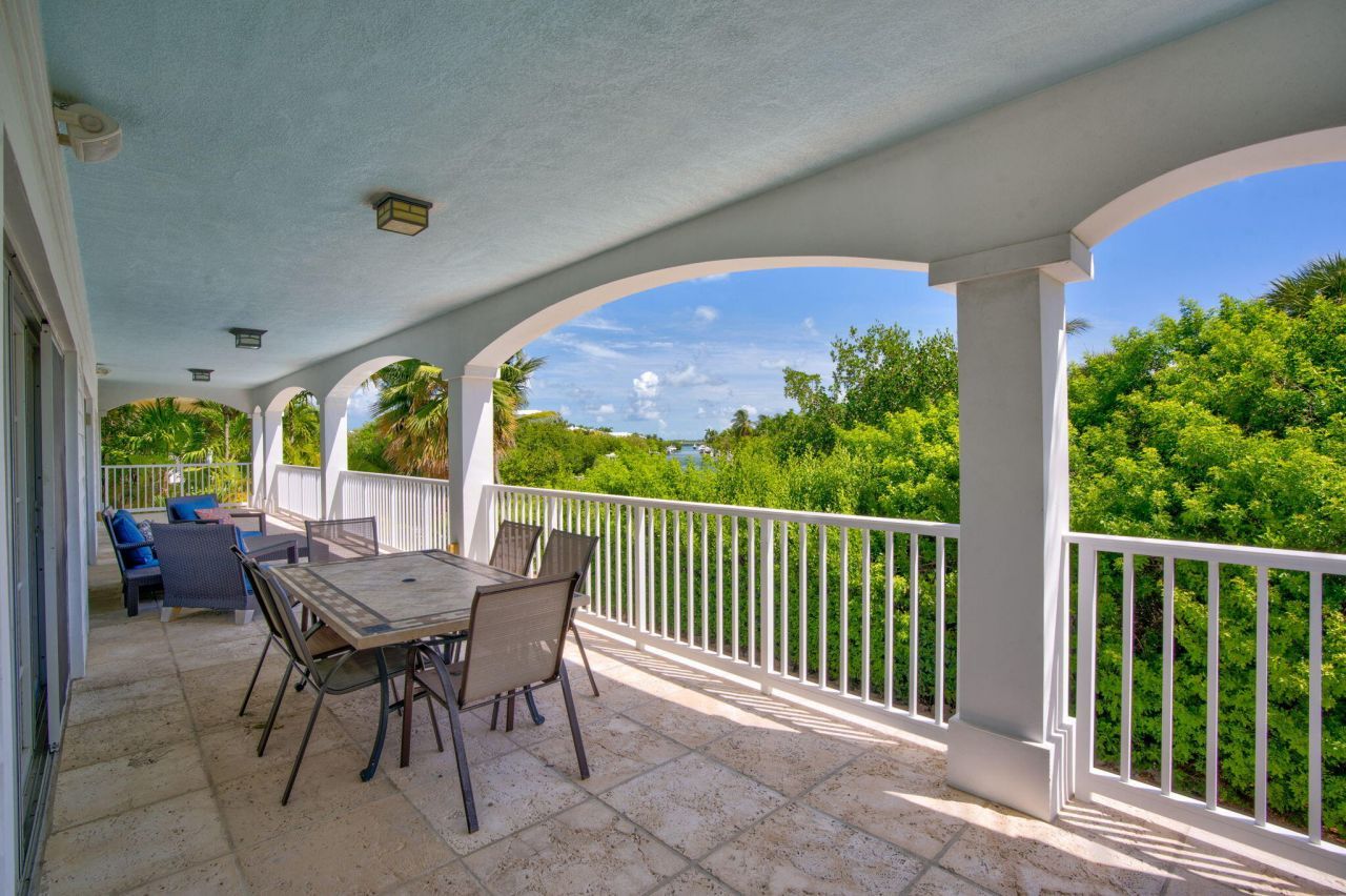 1330 Coury Drive, Key Colony Beach, FL 33051 Photo