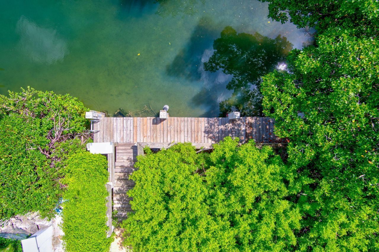 1330 Coury Drive, Key Colony Beach, FL 33051 Photo