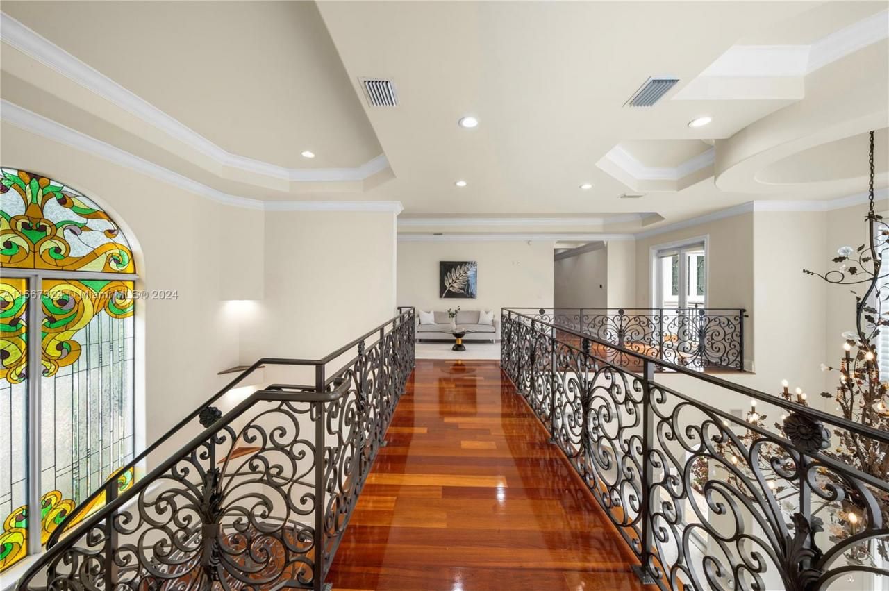 5770 La Luneta Ave, Miami, FL 33155 Photo