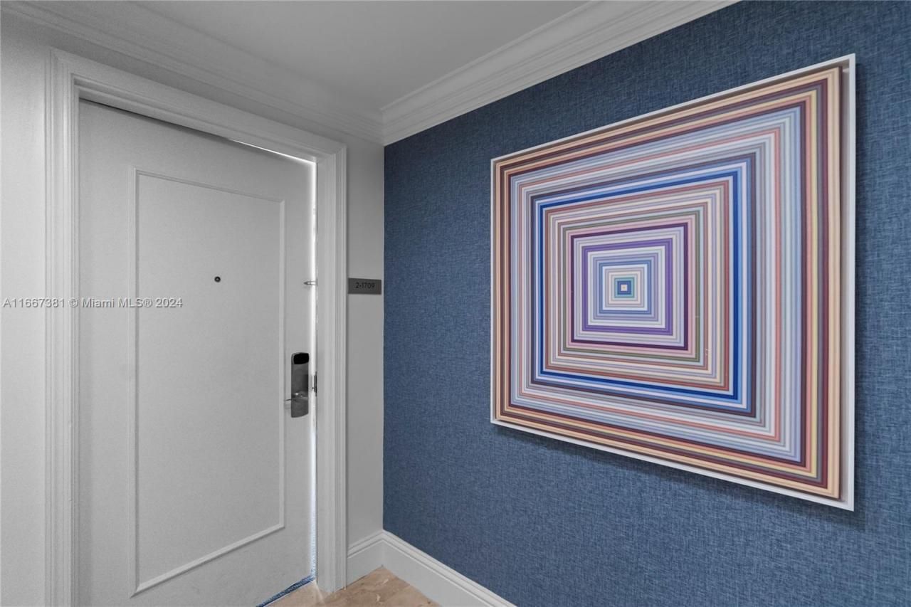 4401 Collins Ave, Unit 1709, Miami Beach, FL 33140 Photo