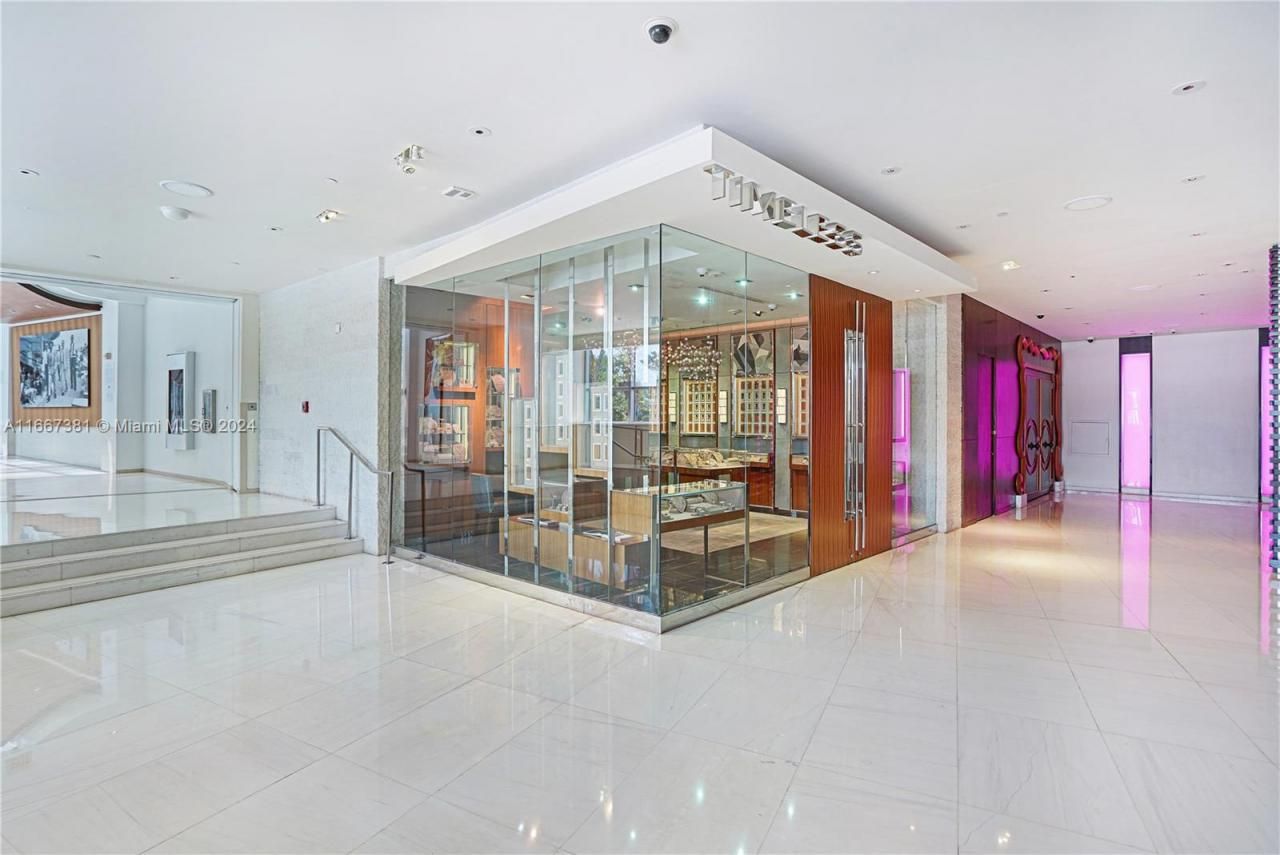 4401 Collins Ave, Unit 1709, Miami Beach, FL 33140 Photo