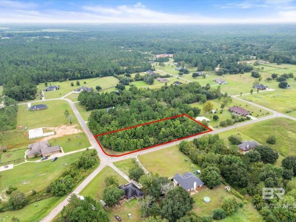 Deerfield Court, Irvington, AL 36544