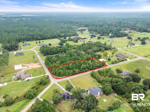 Deerfield Court, Irvington, AL 36544