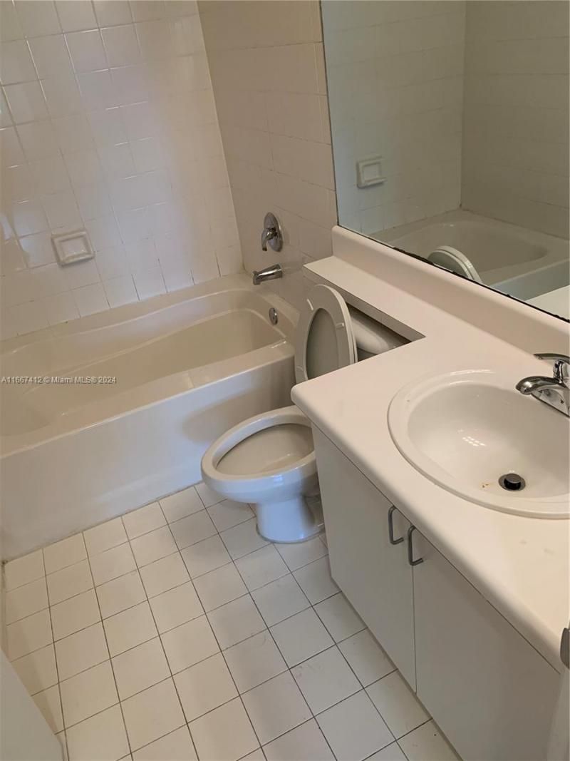 4848 N State Road 7, Unit 4305, Coconut Creek, FL 33073 Photo