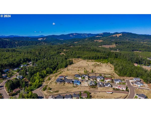 609 Coastal View Dr (lan, Philomath, OR 97370