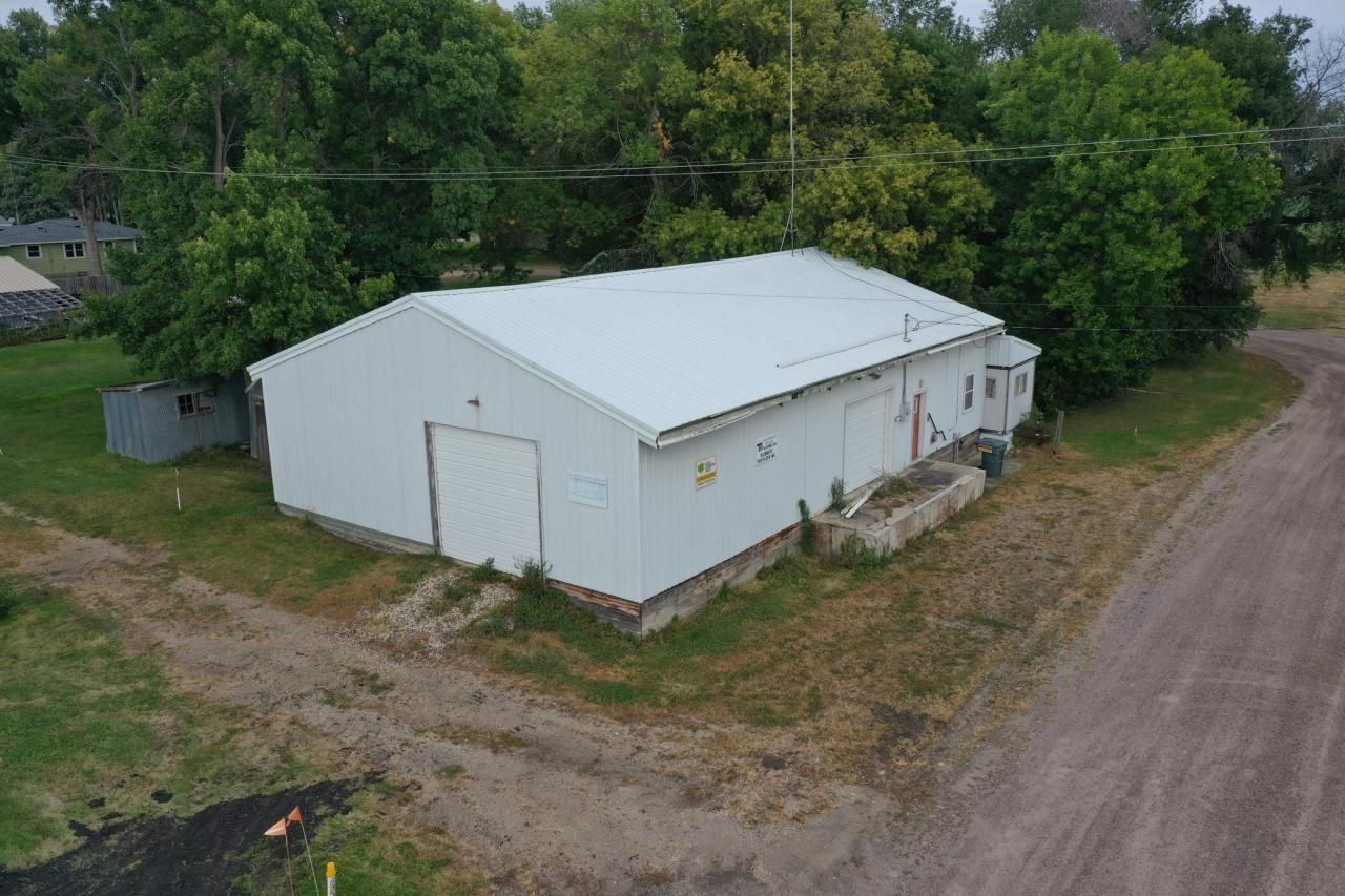 14 Railroad Avenue N, Blomkest, MN 56216 Main Photo