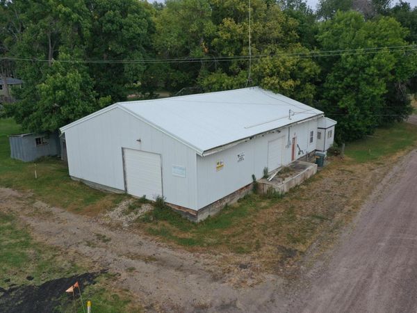 14 Railroad Avenue N, Blomkest, MN 56216