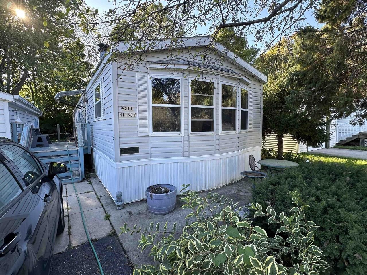 W211n11683 Hilltop Circle, Germantown, WI 53022 Main Photo