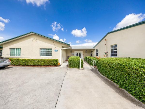 1845 Garfield St, Hollywood, FL 33020