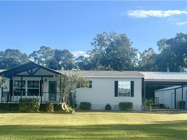 978 HIGHWAY 1181, Plaucheville, LA 71362