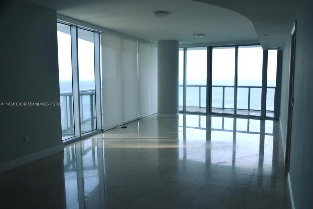 17001 Collins Ave, Unit 3208, Sunny Isles Beach, FL 33160 Photo