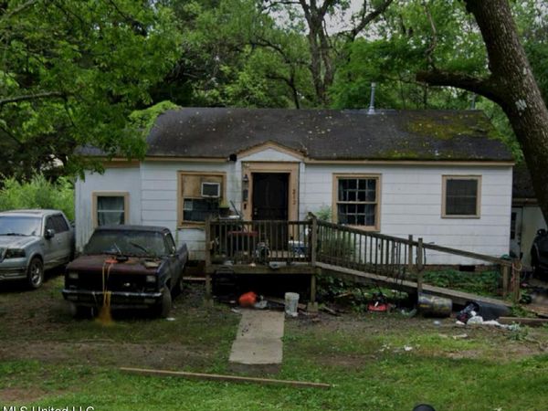 212 Gaylyn Drive, Jackson, MS 39209