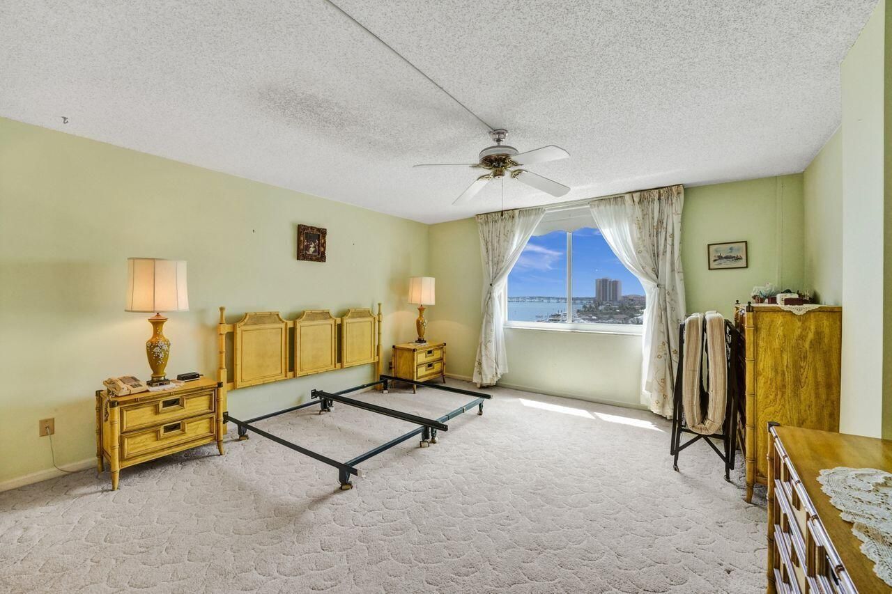 301 Lake Shore Drive, Unit 809, Lake Park, FL 33403 Photo