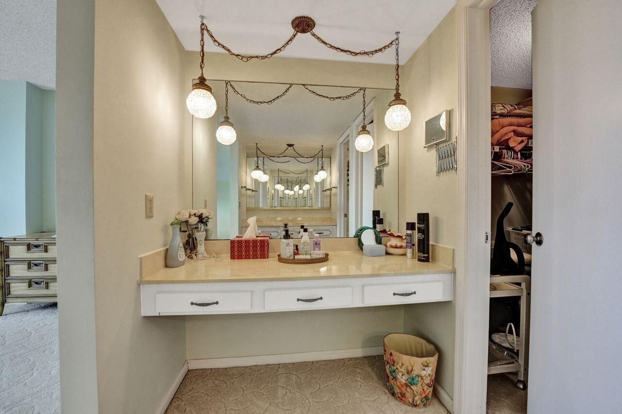 301 Lake Shore Drive, Unit 809, Lake Park, FL 33403 Photo