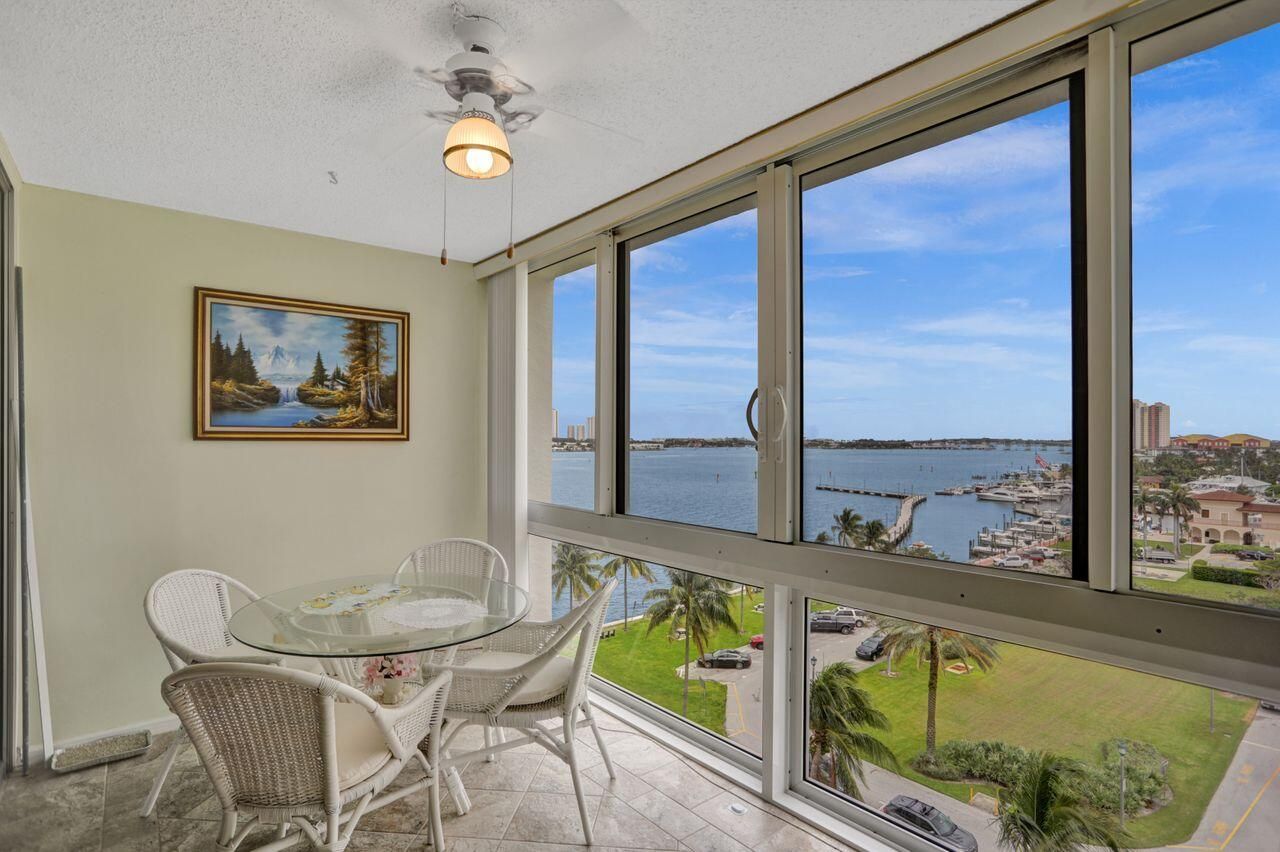 301 Lake Shore Drive, Unit 809, Lake Park, FL 33403 Photo
