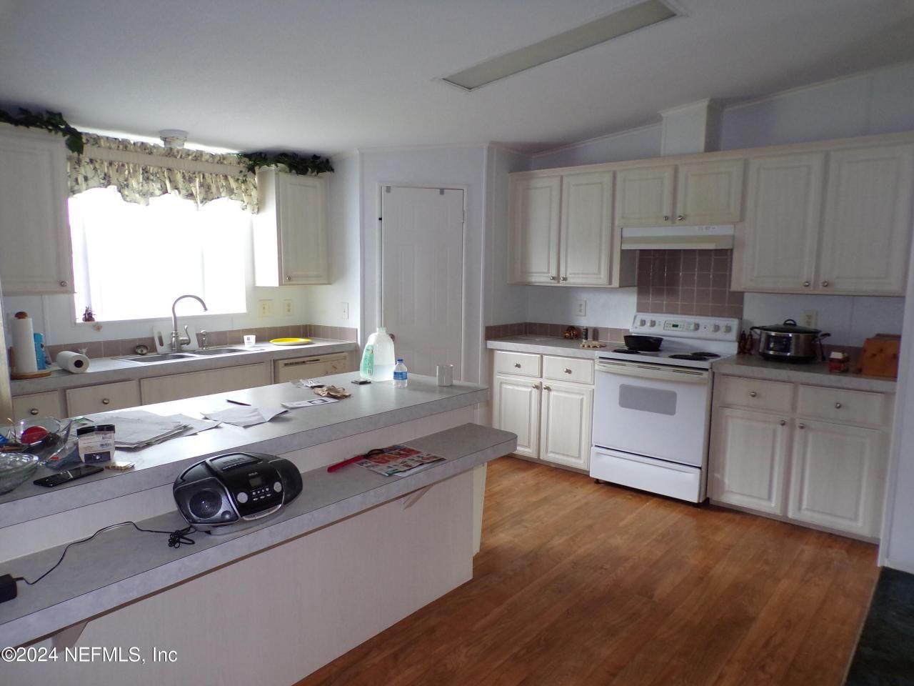 10642 East Bay Road, Gibsonton, FL 33534 Photo