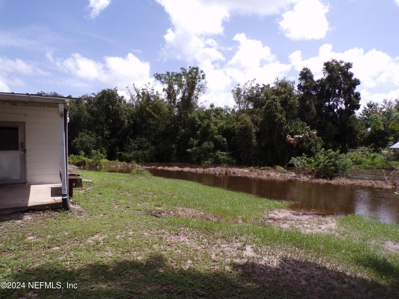 10642 East Bay Road, Gibsonton, FL 33534 Photo