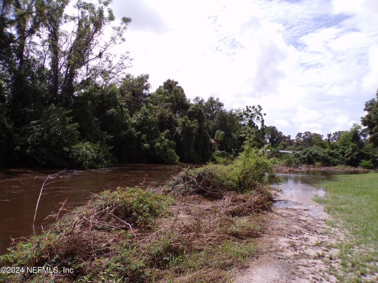 10642 East Bay Road, Gibsonton, FL 33534 Photo