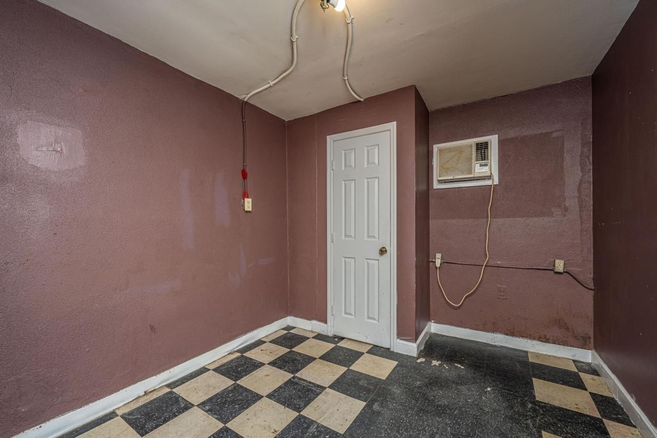 113 America Street Photo 11