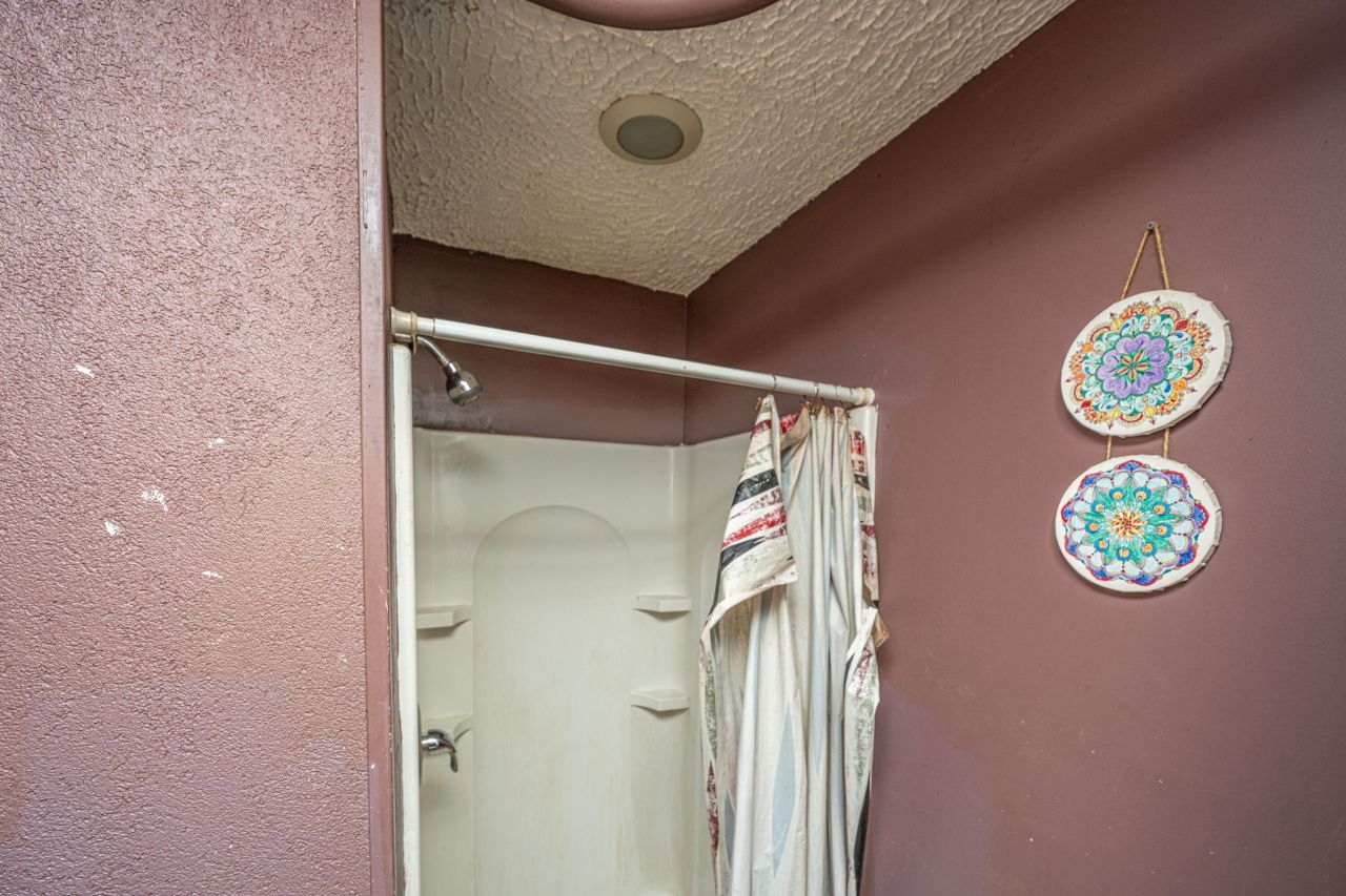 113 America Street Photo 15