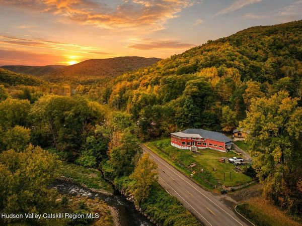 7284 Ny-28, Shandaken, NY 12480