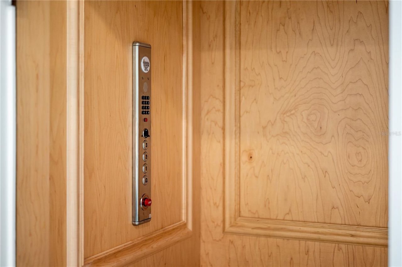 9973 Key Haven Road, Seminole, FL 33777 Photo