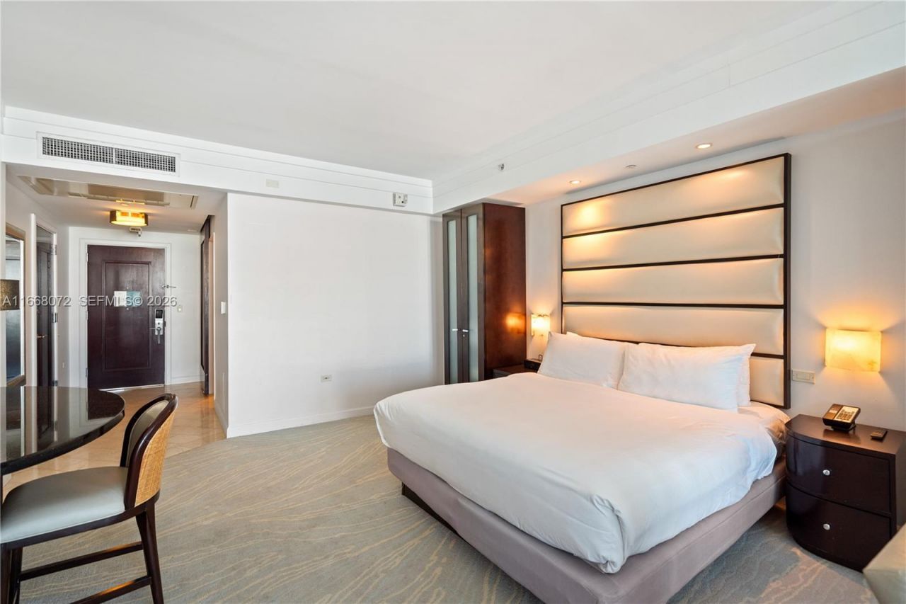 4391 Collins Ave, Unit 1501, Miami Beach, FL 33140 Photo