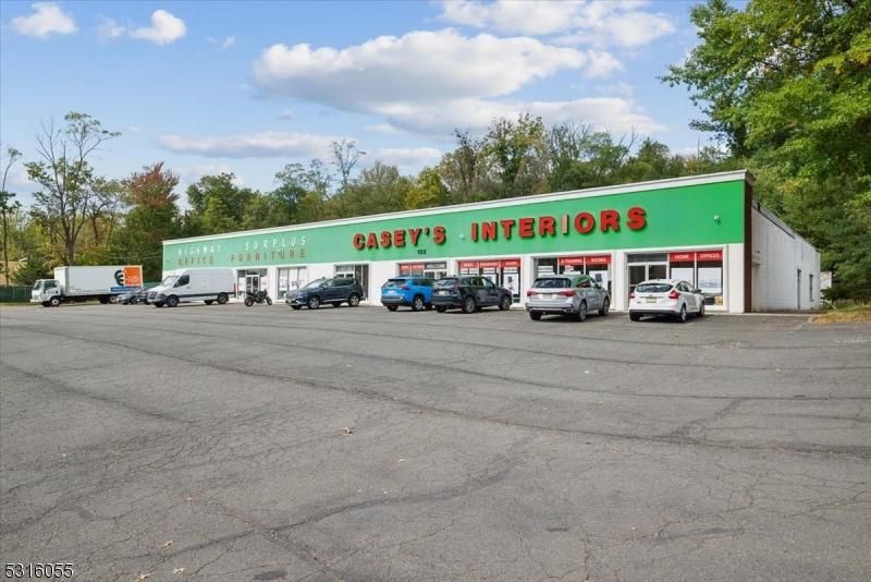152 Route22, Green Brook, NJ 08812 Main Photo