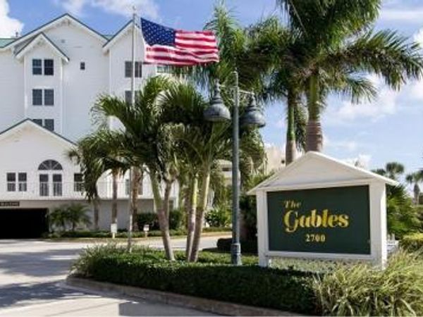 2700 Ocean Drive, Unit 102, Vero Beach, FL 32963