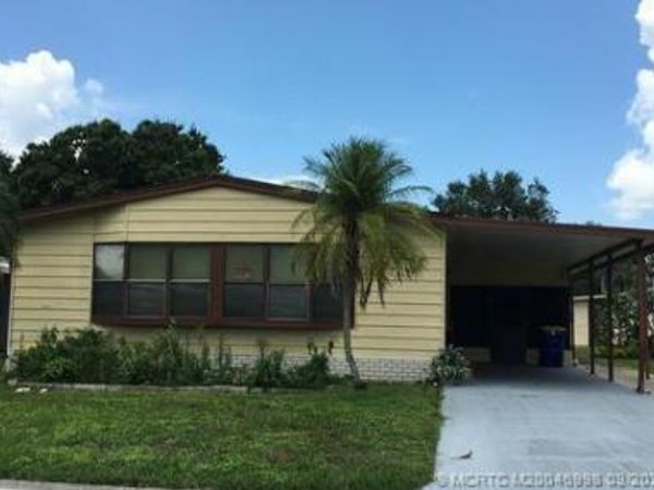 14642 SW Divot Drive SW, Indiantown, FL 34956