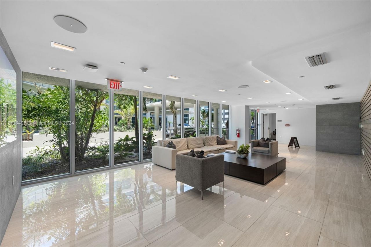 6620 Indian Creek Dr, Unit 308, Miami Beach, FL 33141 Photo